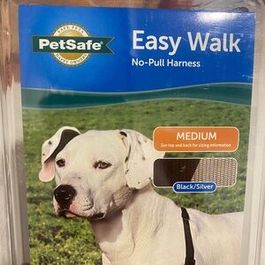 PetSafe Easy Walk No-Pull Dog Harness | Black/Silver | Medium | New in Box!